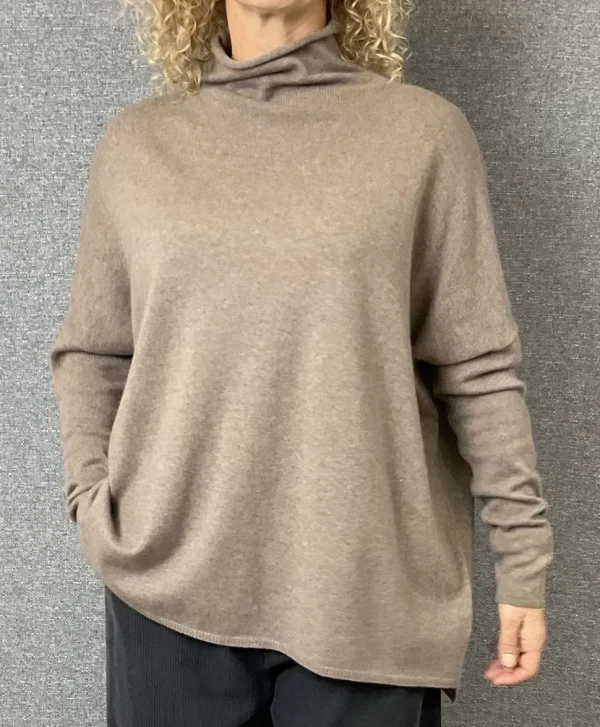 Caroline Jill Polo Sweater taupe