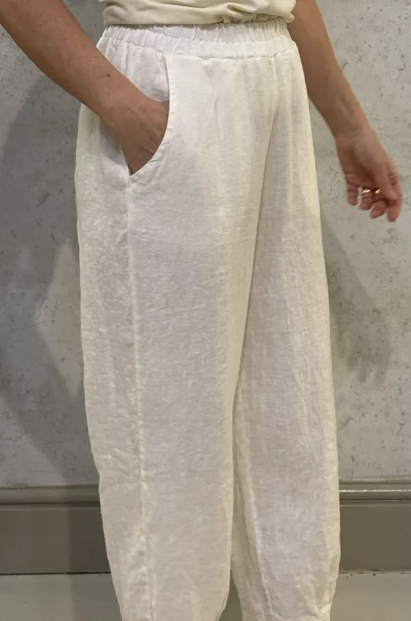 Thing Linen Trousers off white